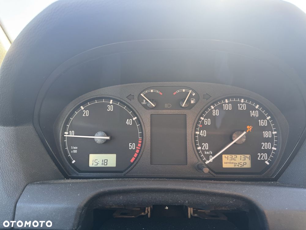Skoda Fabia - 6