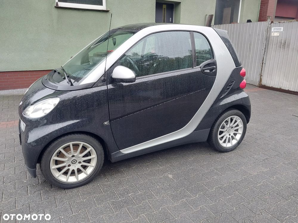 Smart Fortwo cdi coupe softouch black&white limited dpf - 1