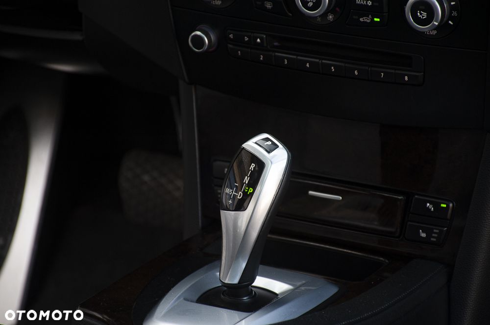 BMW Seria 5 525i xDrive Edition Exclusive - 18