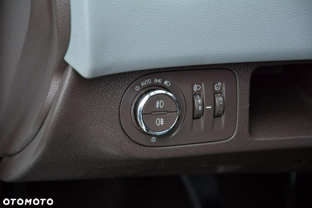 Opel Meriva 1.7 CDTI Innovation - 29