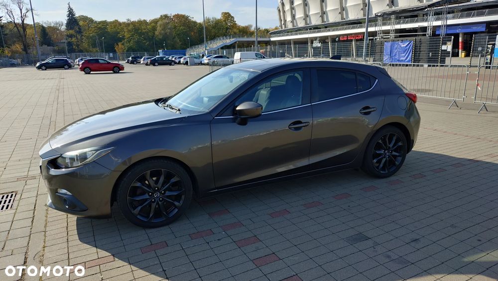 Mazda 3 - 6