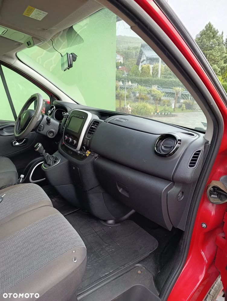 Renault Trafic 2.0 dCi - 10