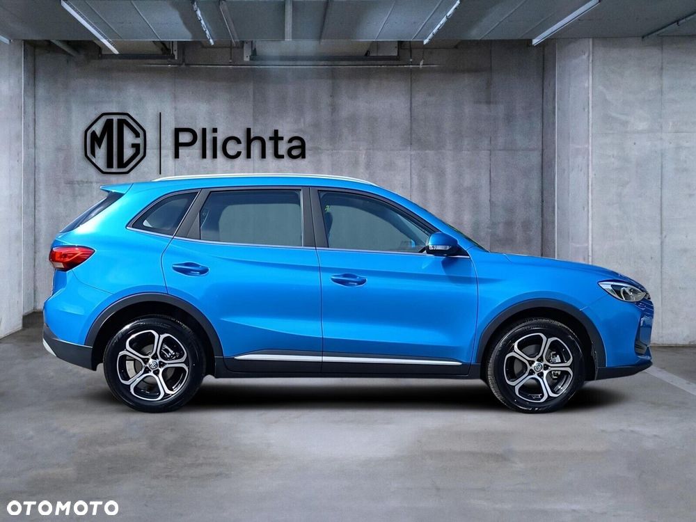 MG ZS Hybrid+ - 8