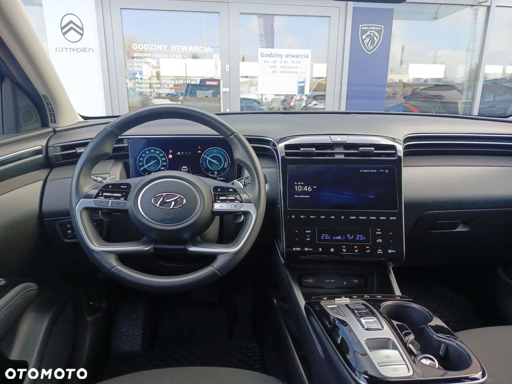 Hyundai Tucson 1.6 T-GDi HEV Executive 2WD - 13