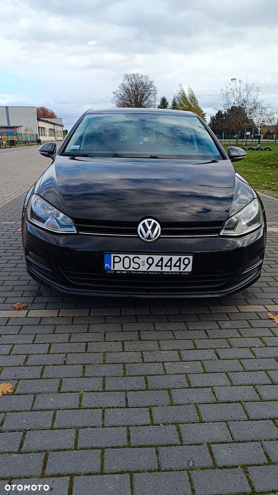Volkswagen Golf - 8
