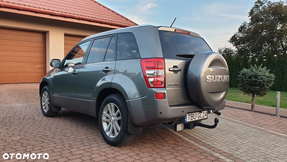 Suzuki Grand Vitara 1.9 DDiS Comfort DPF Limited - 4