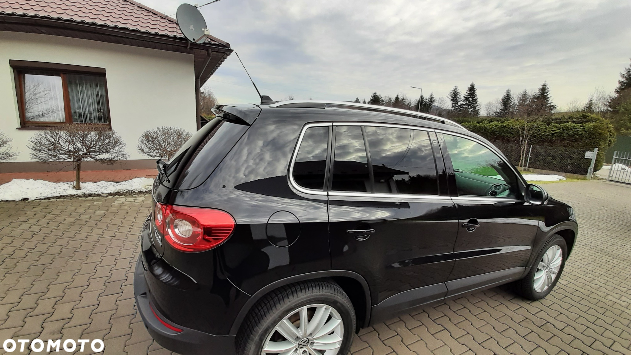 Volkswagen Tiguan 2.0 TDI BlueMot Sport&Style - 4