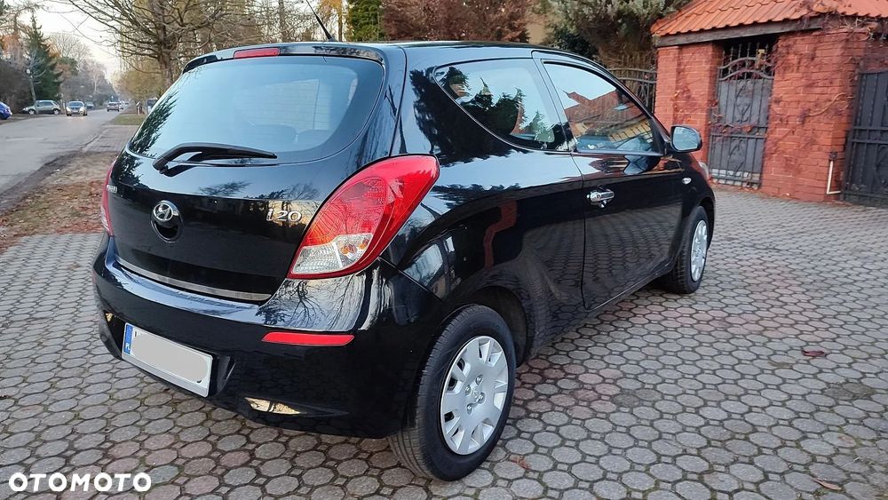 Hyundai i20 1.25 Comfort - 13