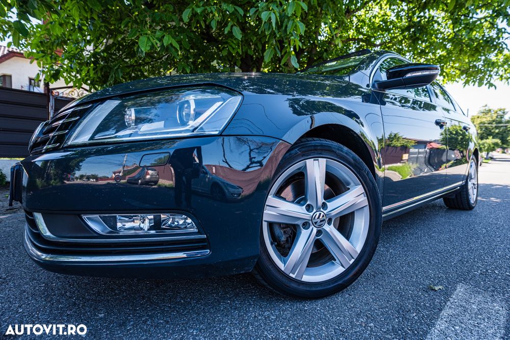 Volkswagen Passat 2.0 TDI DSG BlueMotion Technology Highline - 37