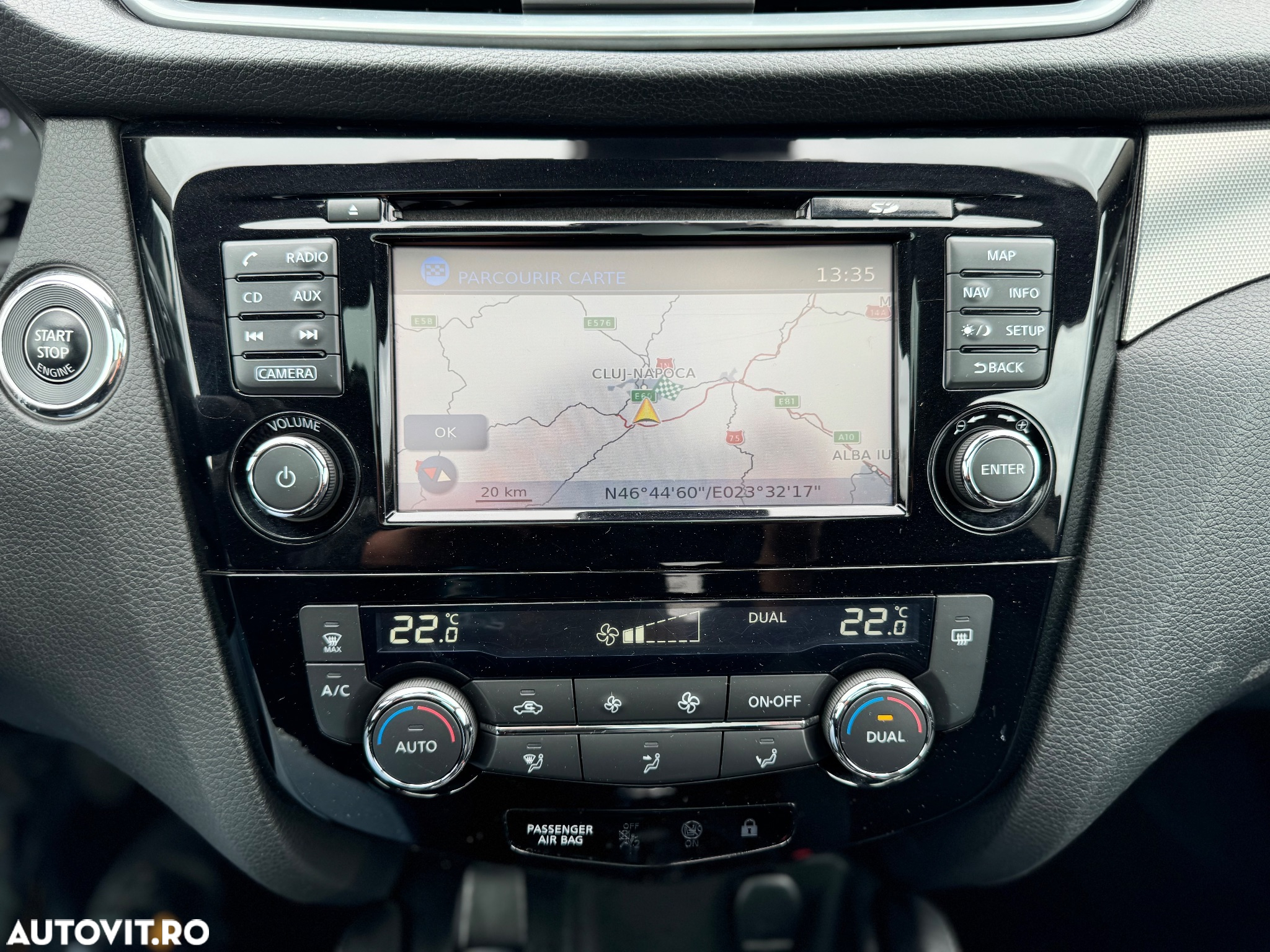 Nissan Qashqai 1.2 DIG-T Start/Stop N-Connecta - 30