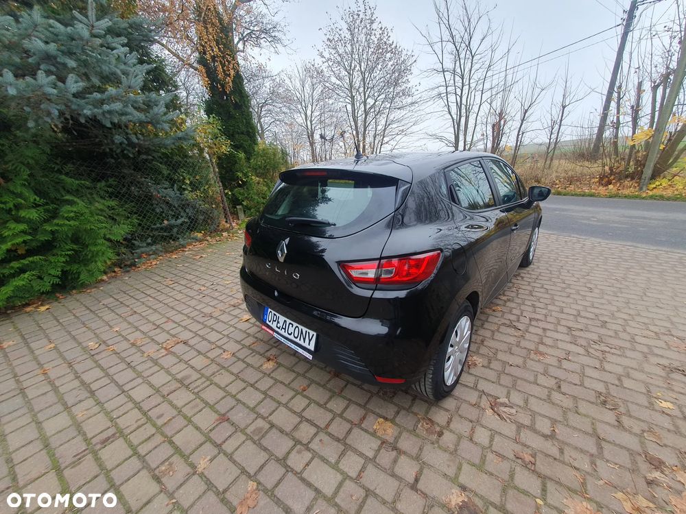 Renault Clio 1.2 16V 75 Life - 6