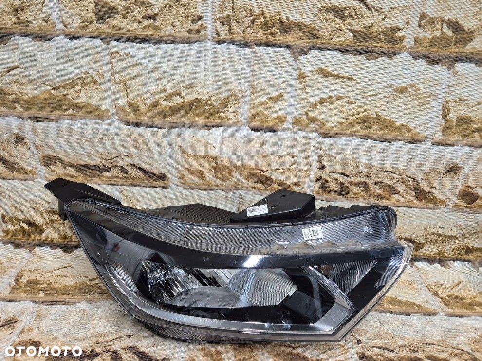 hyundai i20 III 3 21\' zwykła h4 europa kompletna lampa - 1