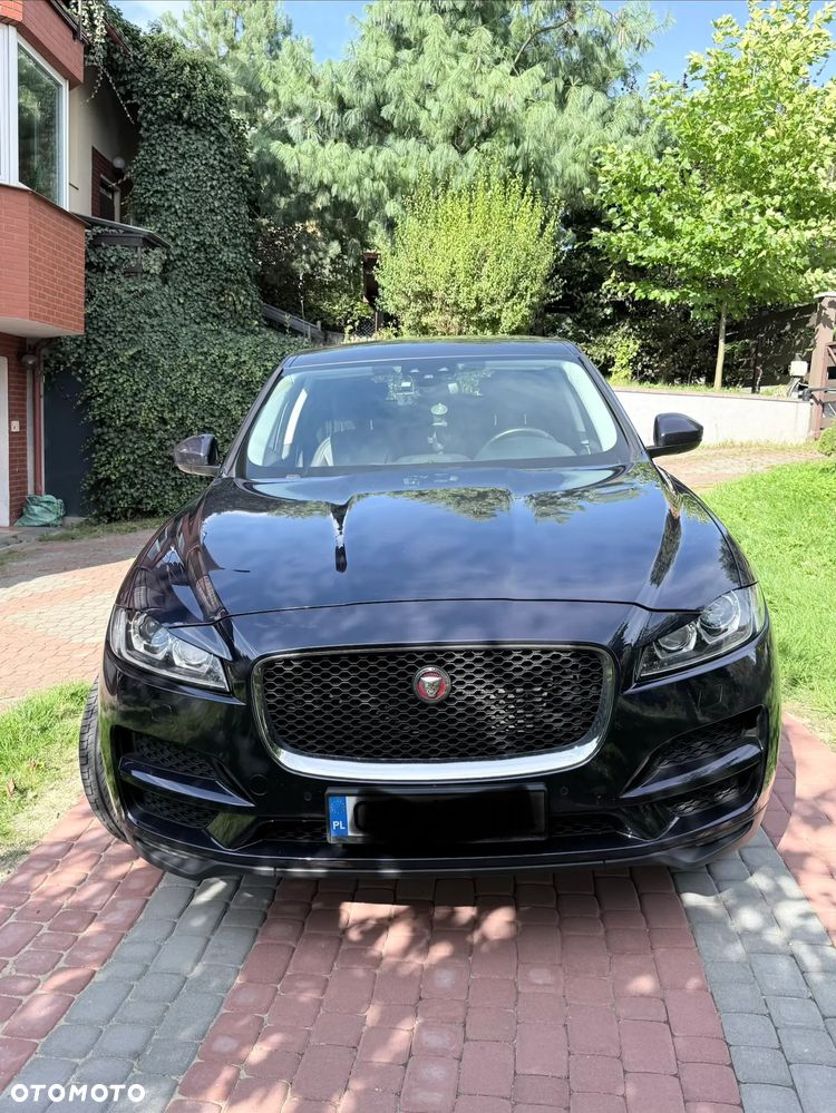 Jaguar F-Pace 2.0 i4D AWD Prestige - 2