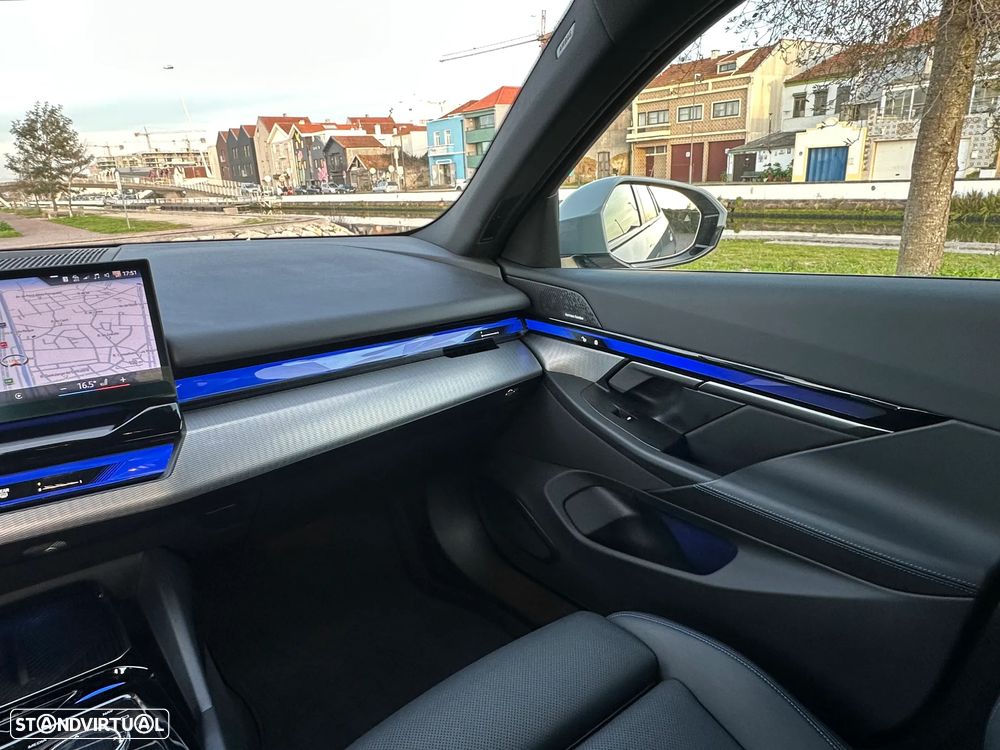 BMW i5 eDrive40 Pack Desportivo M - 22