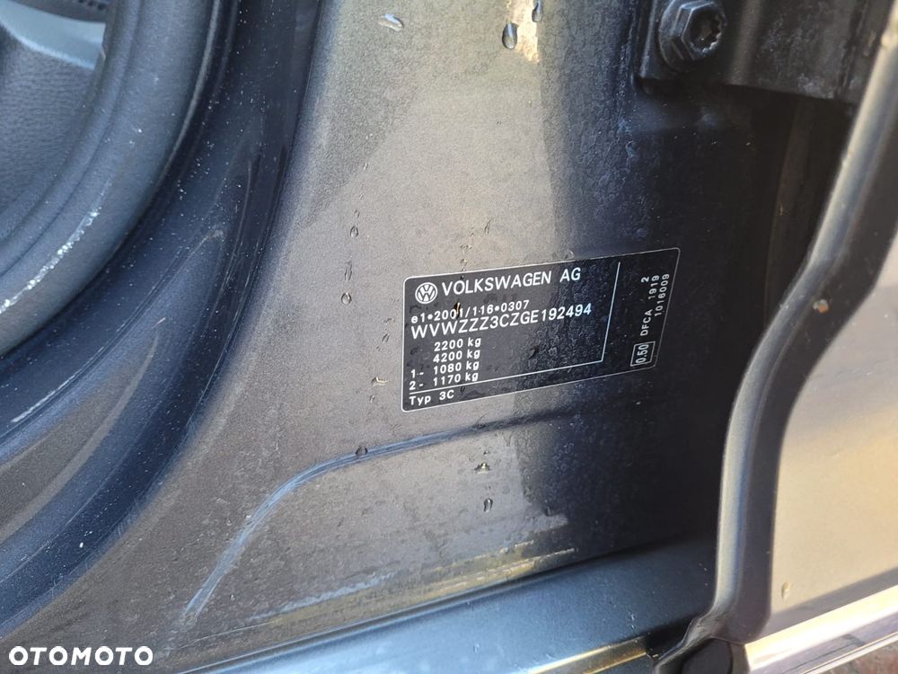 Volkswagen Passat Variant 2.0 TDI SCR DSG Comfortline - 36