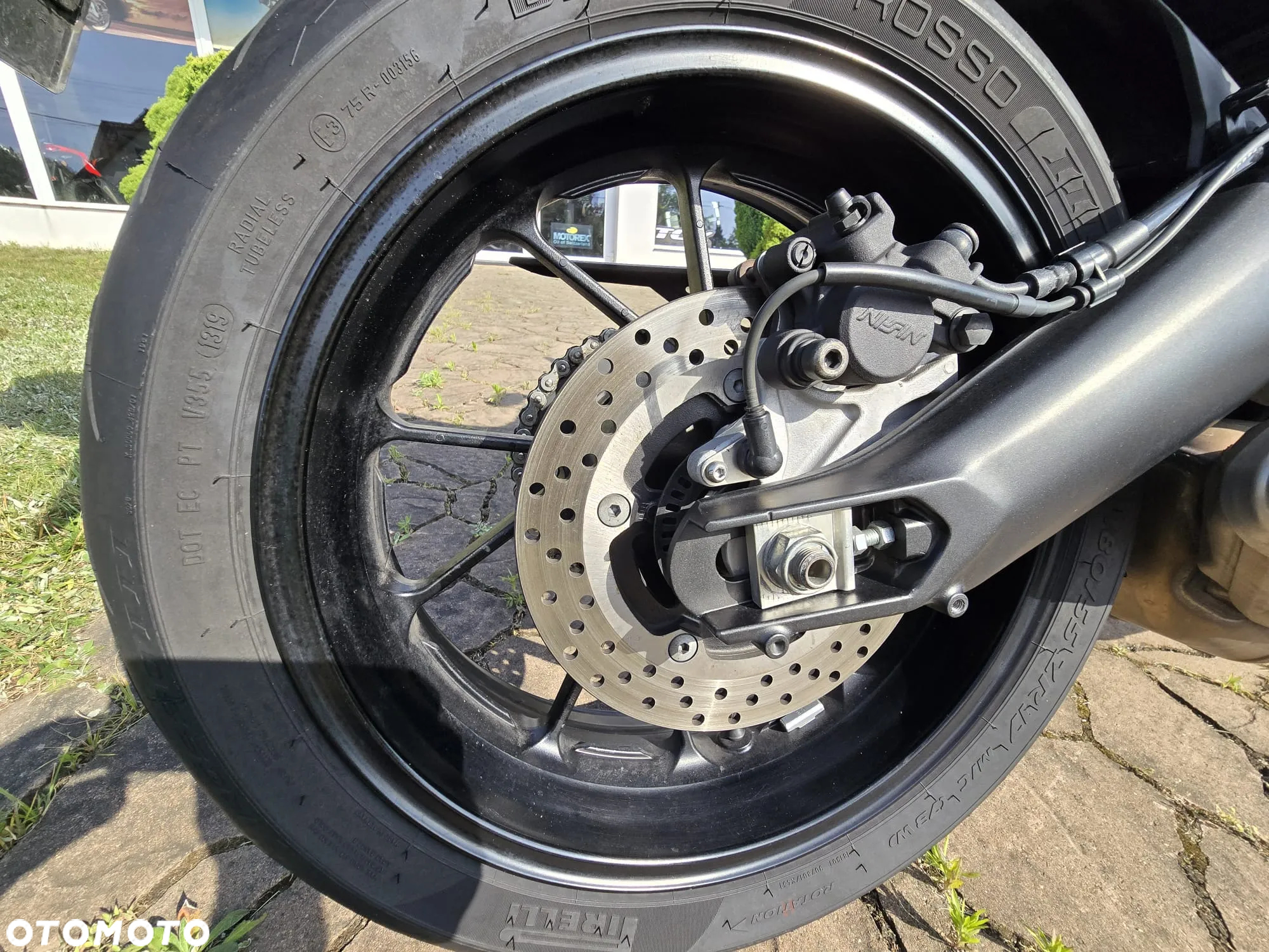 Yamaha MT - 9
