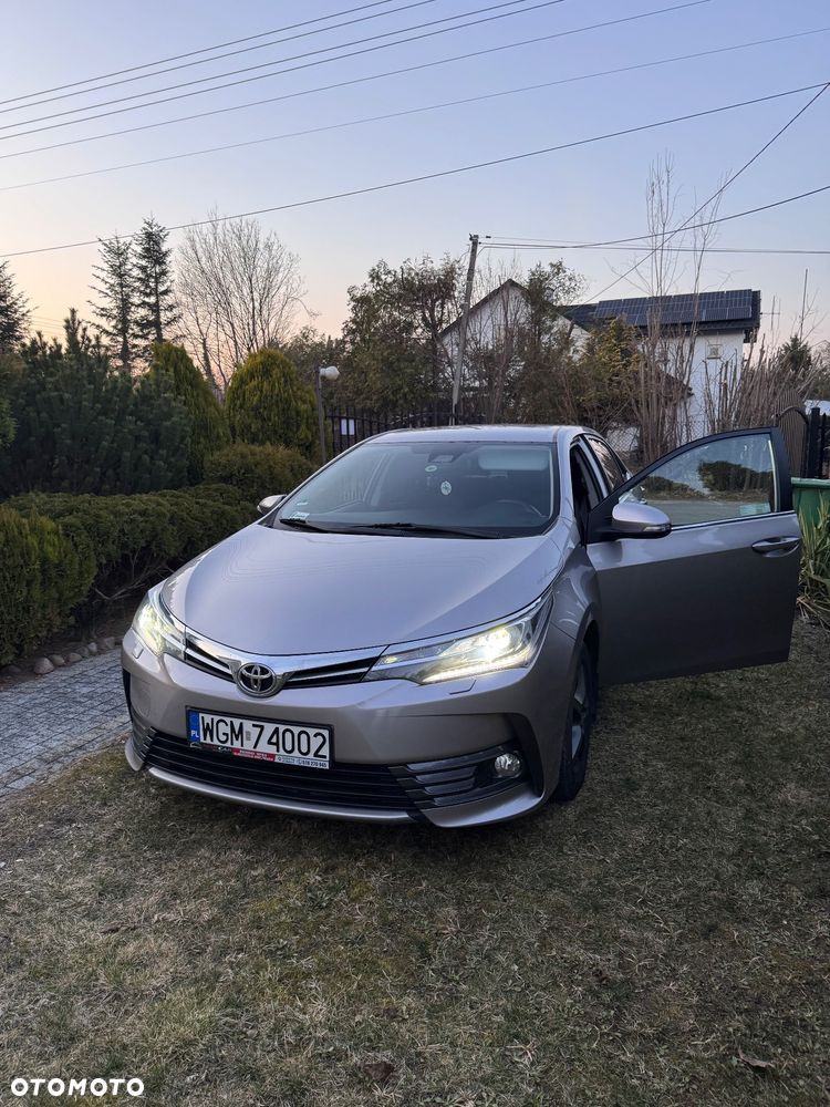 Toyota Corolla 1.6 Comfort - 8
