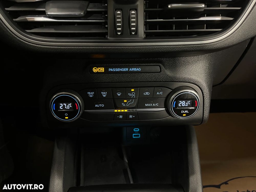 Ford Focus 1.5 EcoBlue Connected - 15