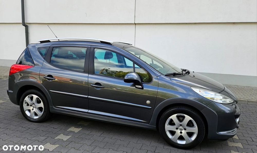 Peugeot 207 Outdoor 1.6 - 26