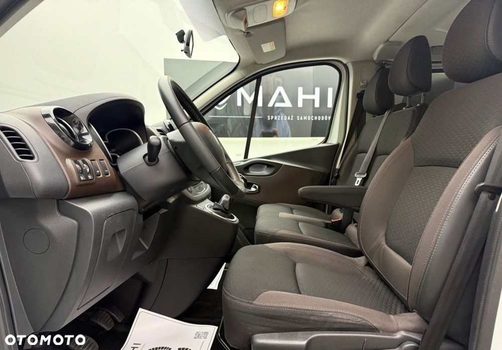 Renault Trafic - 26
