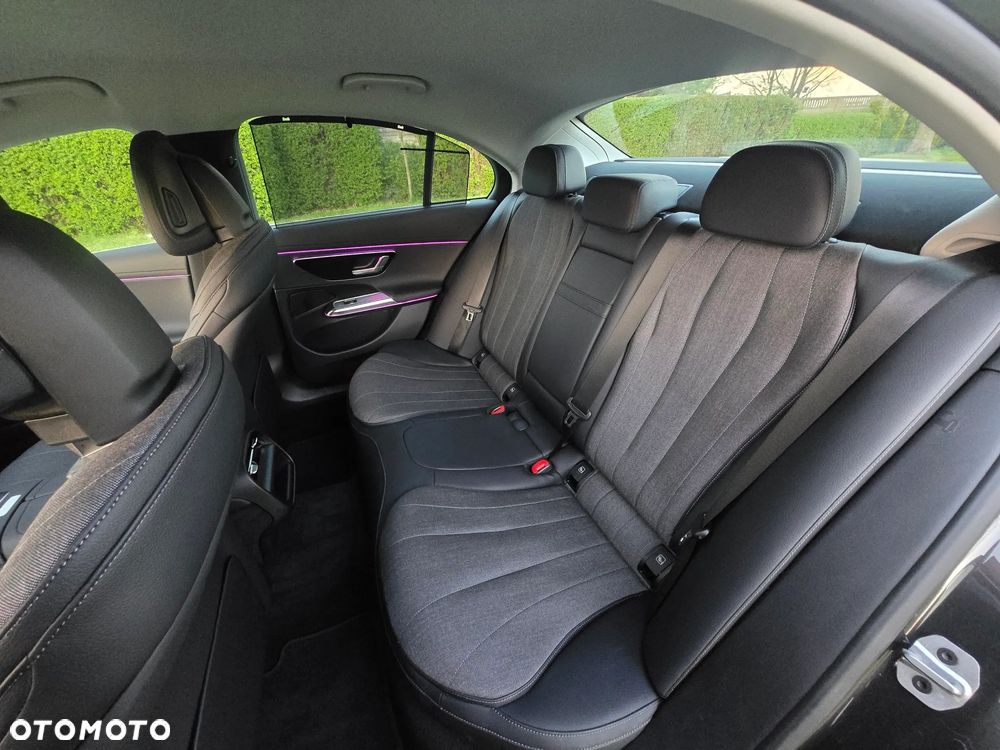 Mercedes-Benz Klasa E 300 Avantgarde - 11
