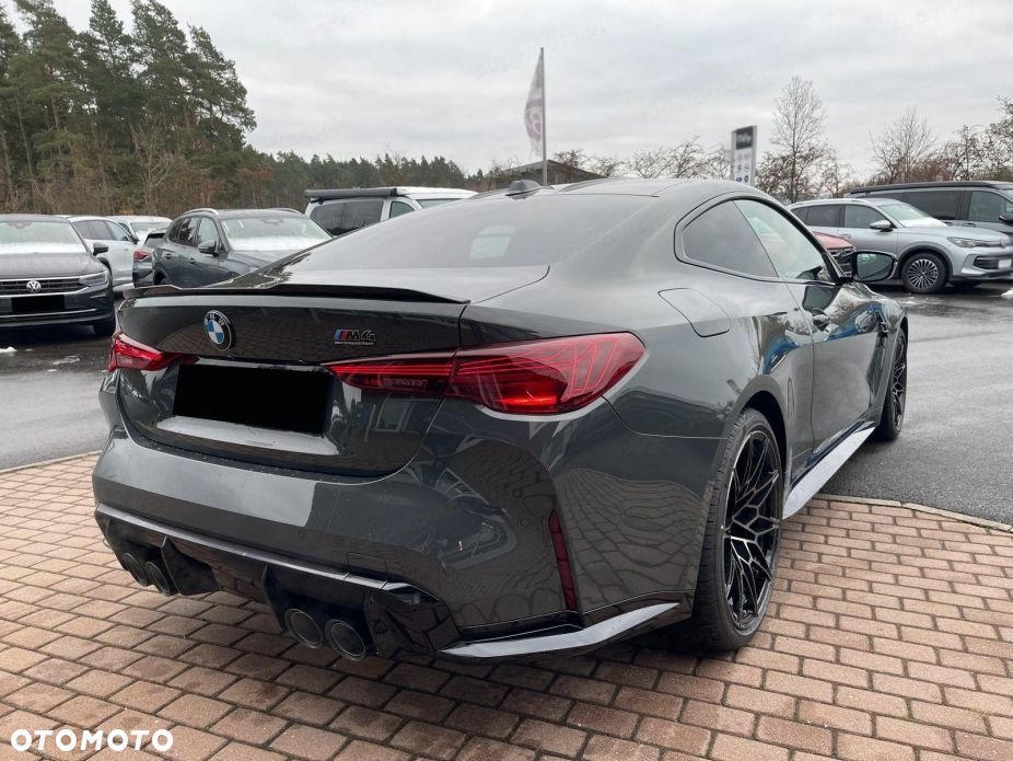 BMW M4 Competition M xDrive - 4