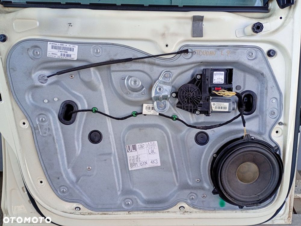 Podnośnik szyby lewy przód silniczek 1T1837729BC Vw Touran 2 II 10-15r - 1