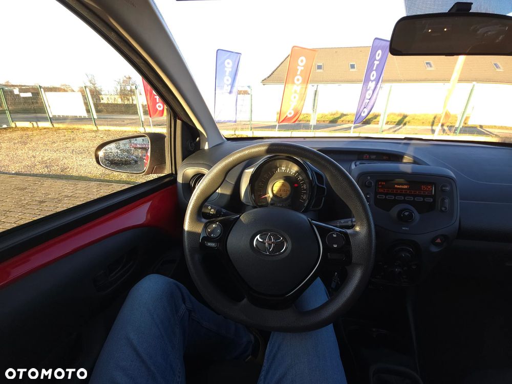 Toyota Aygo x-cite - 30