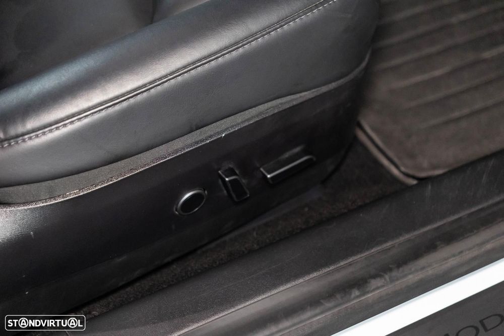 Tesla Model 3 Long Range Tração Integral Premium - 37