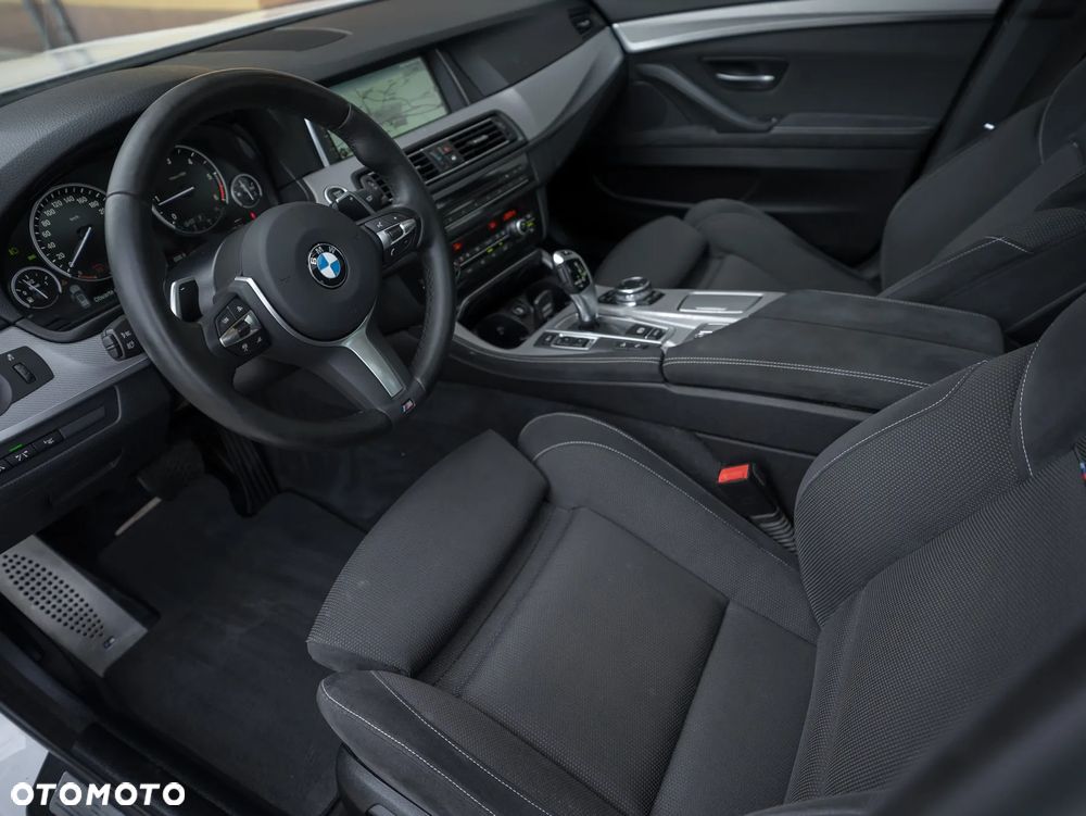 BMW Seria 5 520d M Sport Edition - 25
