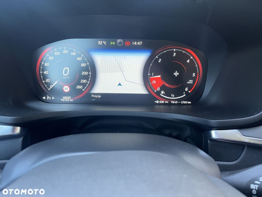 Volvo V60 D3 Momentum - 11