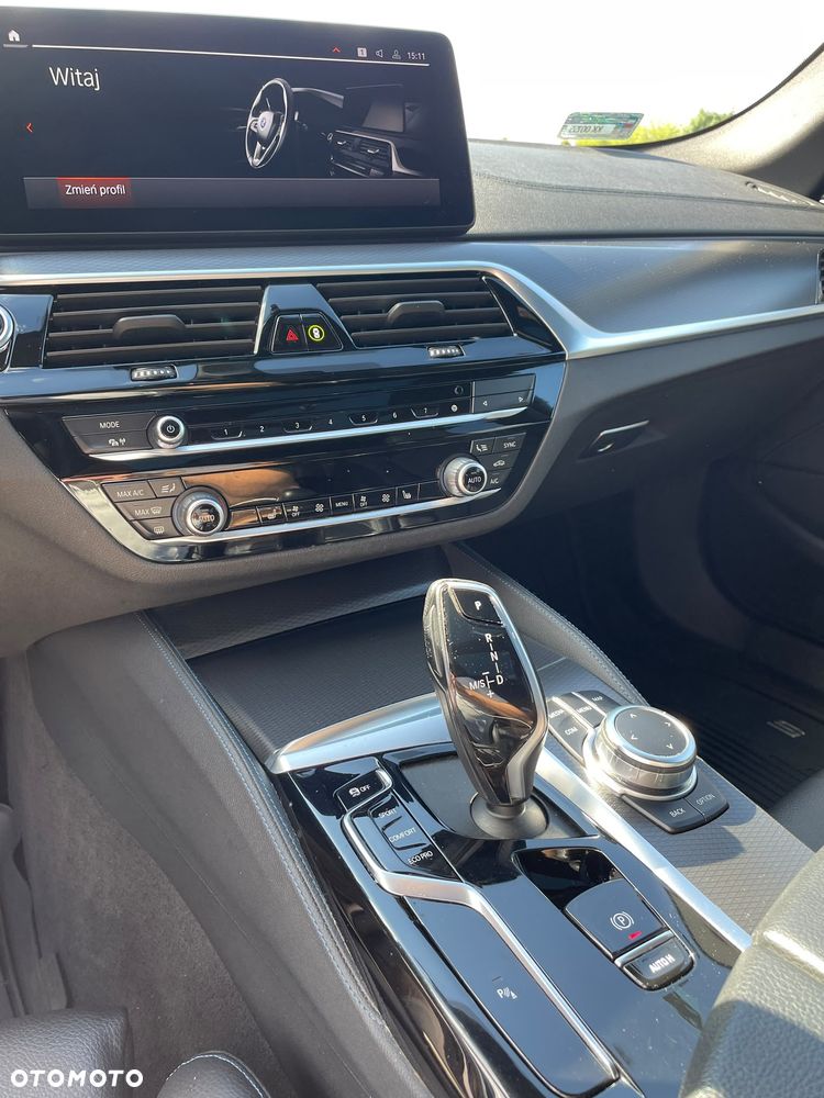 BMW Seria 5 540i xDrive mHEV M Sport sport - 31