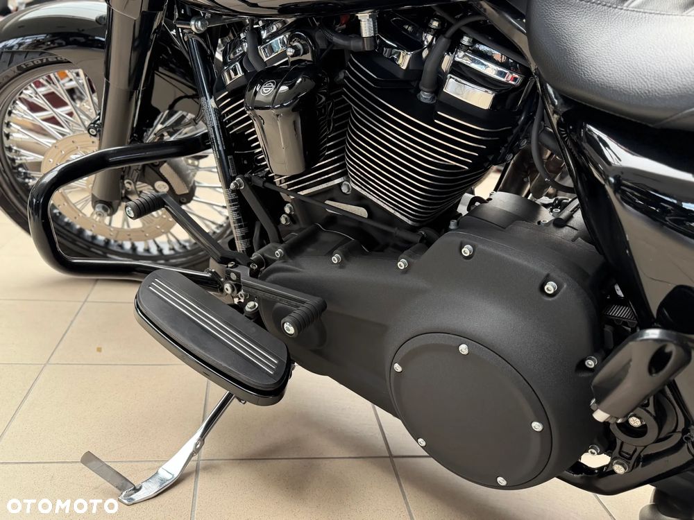 Harley-Davidson Touring Street Glide - 20