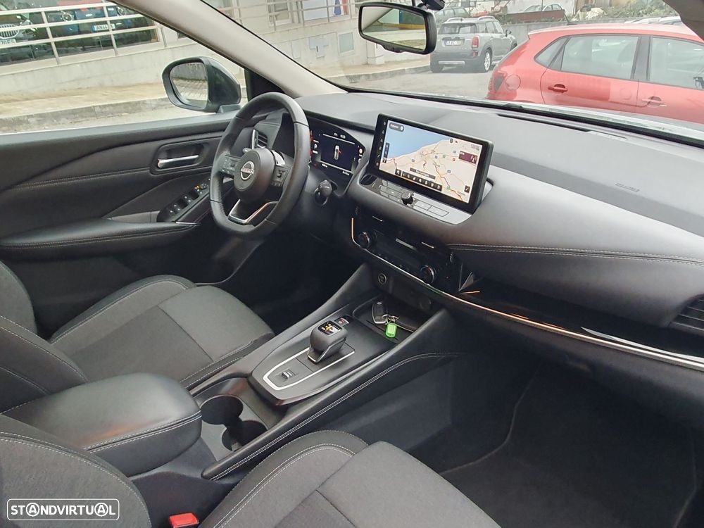 Nissan Qashqai 1.3 DIG-T N-Connecta Xtronic - 12