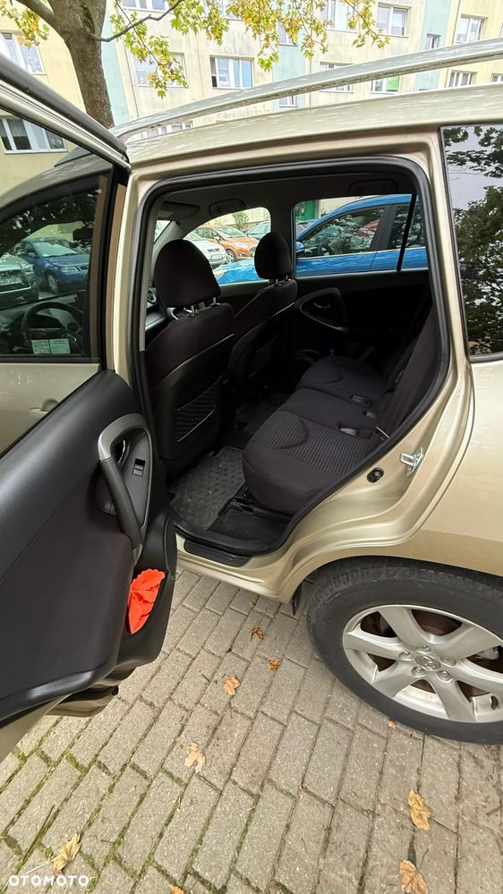 Toyota RAV4 2.0 VVT-i Sol - 5