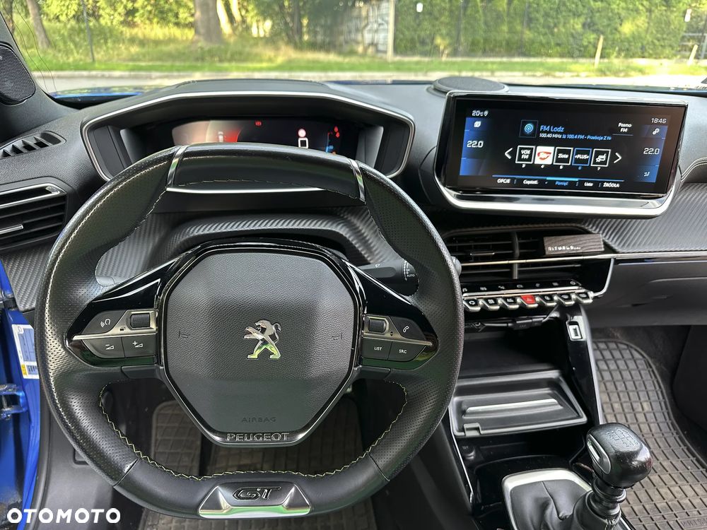 Peugeot 2008 1.2 PureTech GT S&S - 15