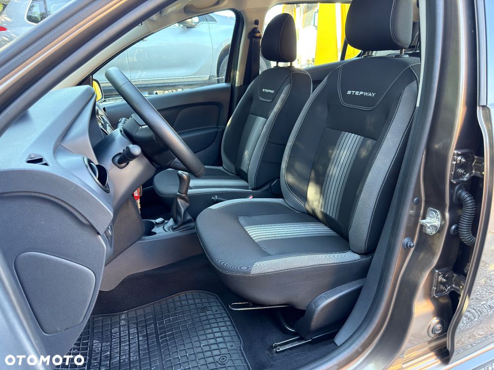 Dacia Sandero TCe 90 LIVE - 21