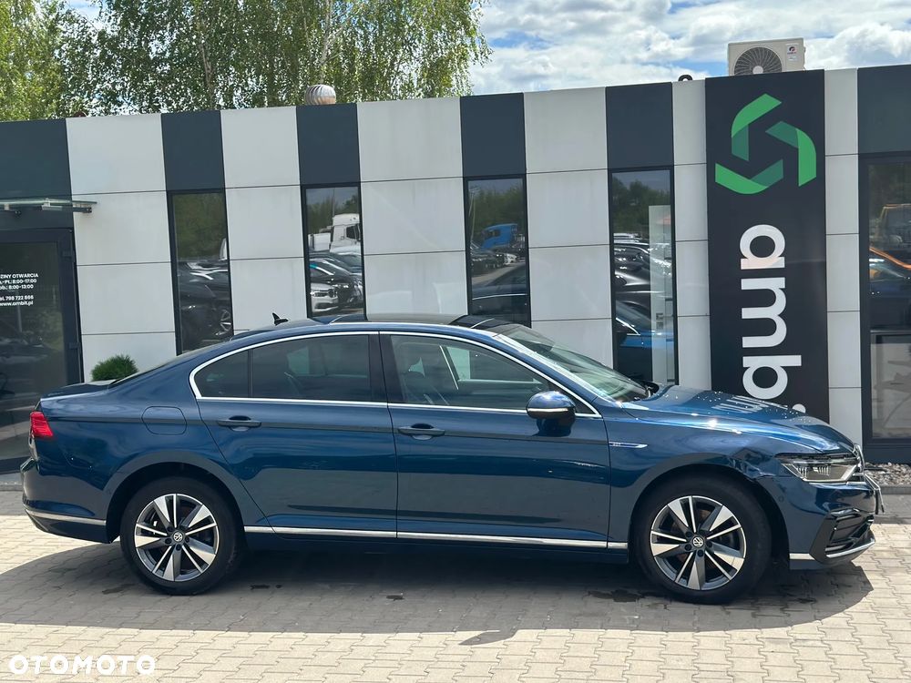Volkswagen Passat - 5