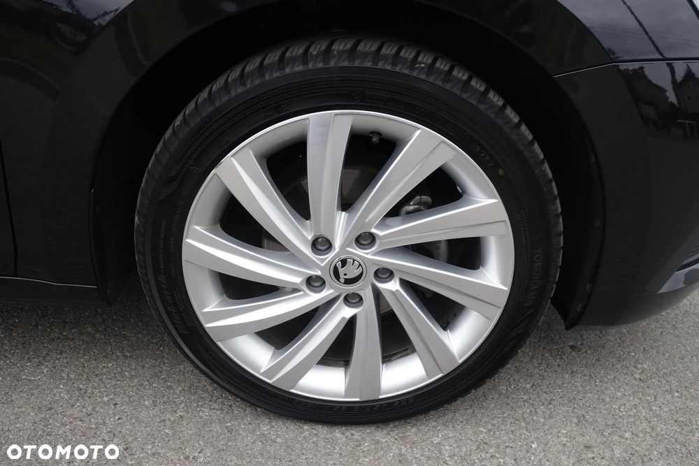 Skoda Octavia 1.5 TSI e-TEC DSG Style - 10