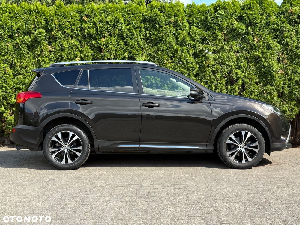 Toyota RAV4 2.0 D-4D Prestige - 19