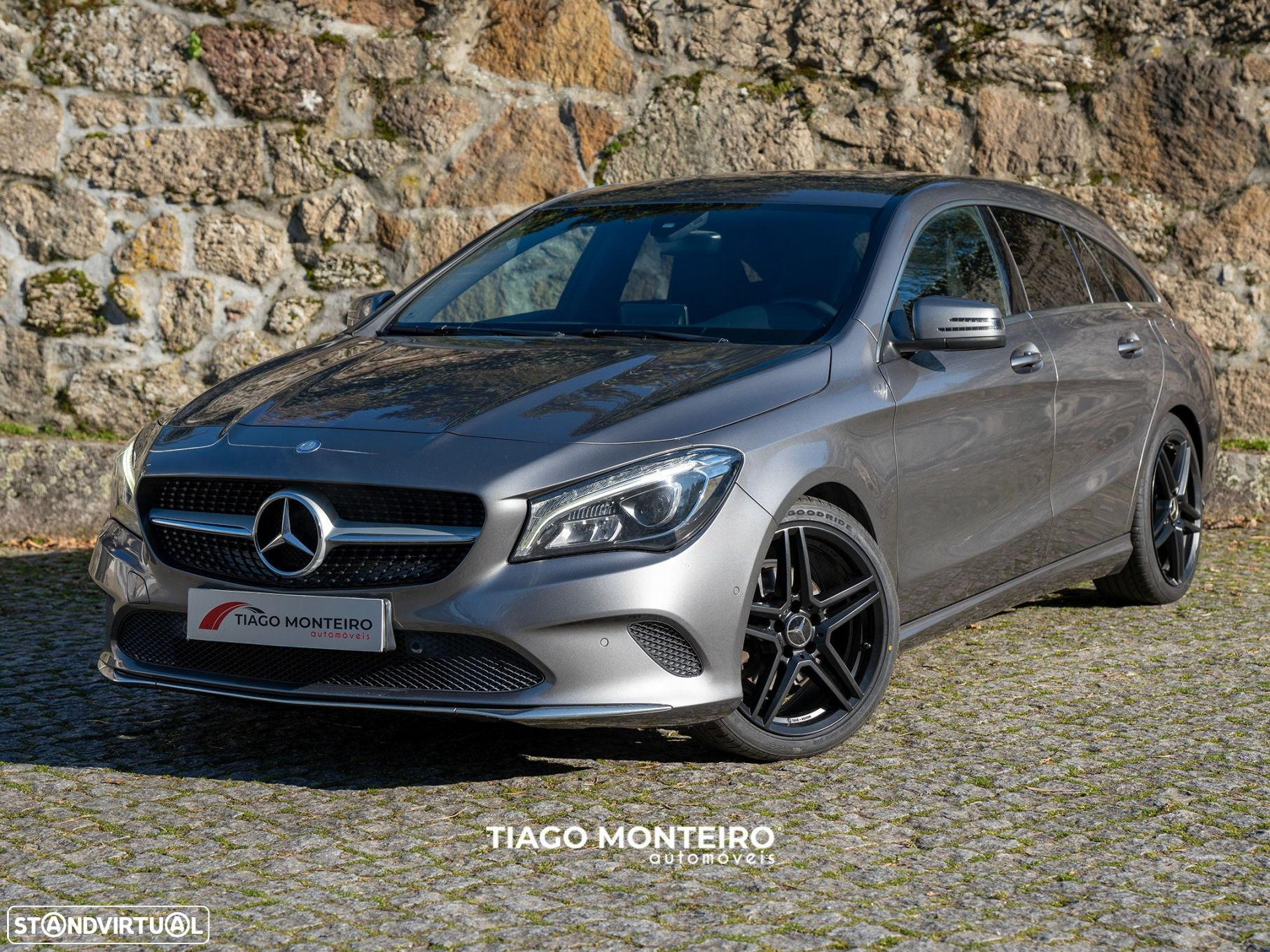 Mercedes-Benz CLA 180 Shooting Brake d Urban - 2