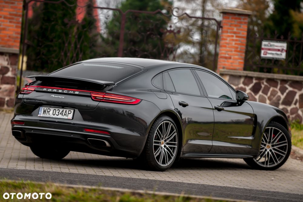 Porsche Panamera 4 GPF Executive - 10