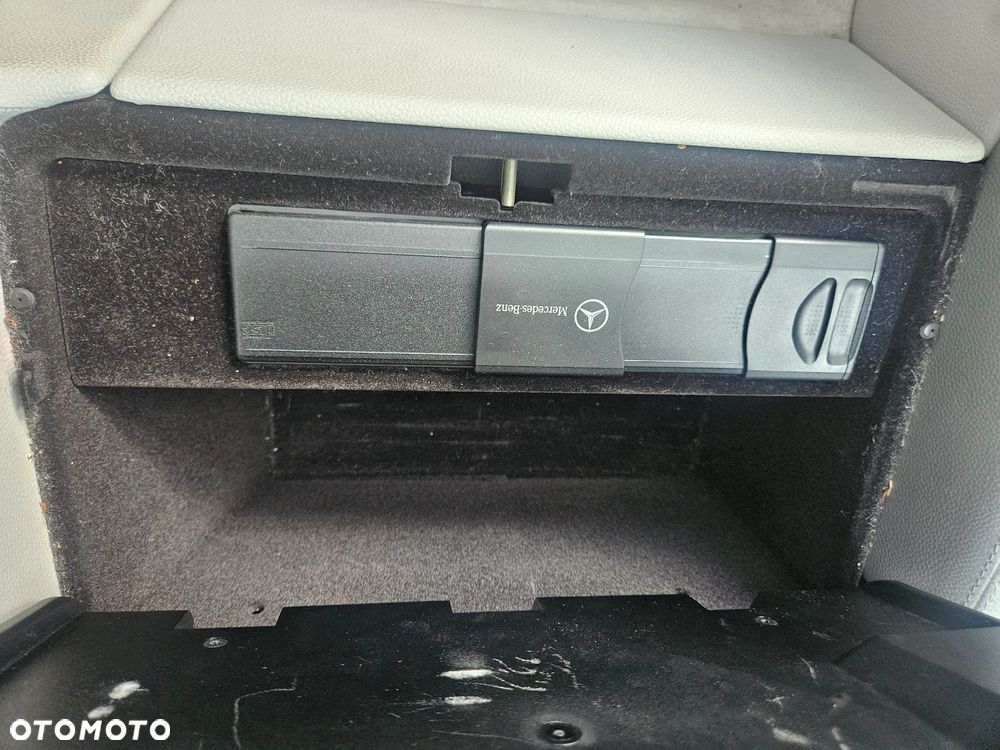 Mercedes-Benz SL 500 7G-TRONIC - 28