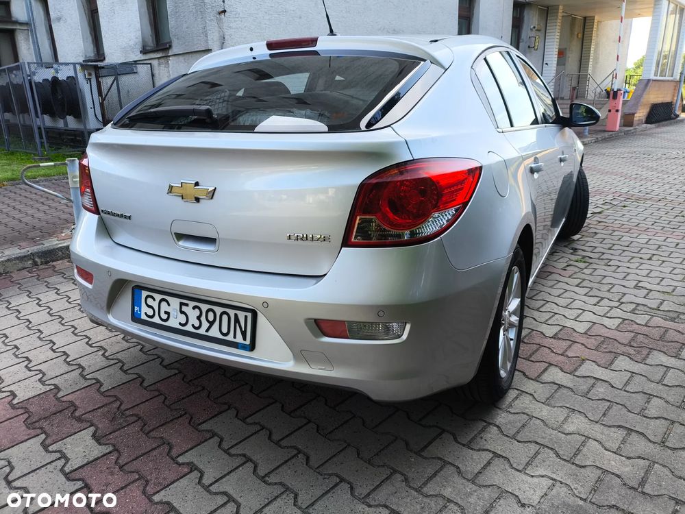 Chevrolet Cruze 1.8 LTZ - 8