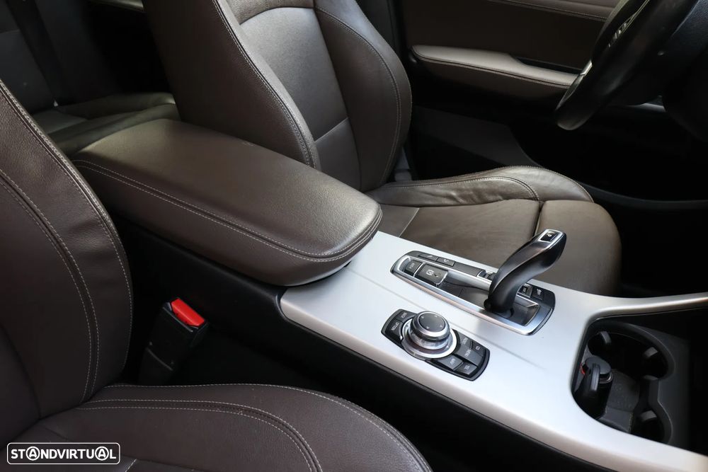 BMW X3 20 d xDrive Auto - 23