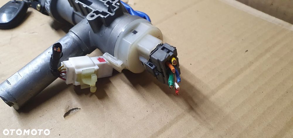 Stacyjka kluczyk kluczyki Kia Sorento I - 4