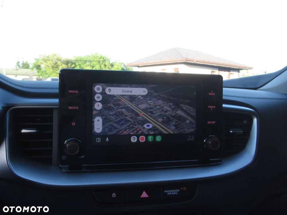 Kia Ceed 1.5 T-GDI M - 25