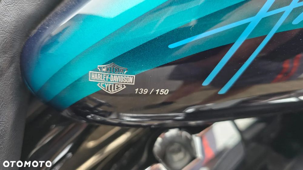 Harley-Davidson FLHTCU Ultra - 21