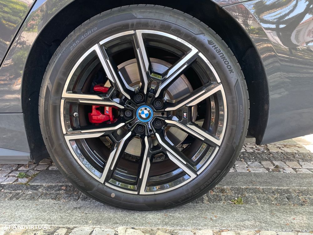 BMW i4 eDrive40 Pack Desportivo M Pro - 12