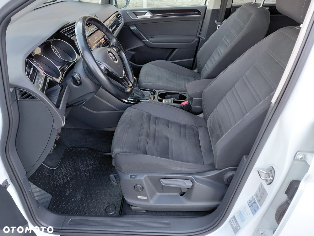 Volkswagen Touran - 6
